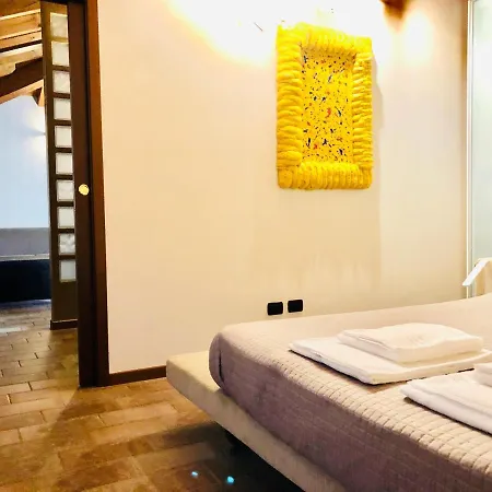 公寓 Easy Airport Sleep&fly Parking 贝尔加莫
