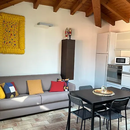 Easy Airport Sleep&fly Parking Apartment *